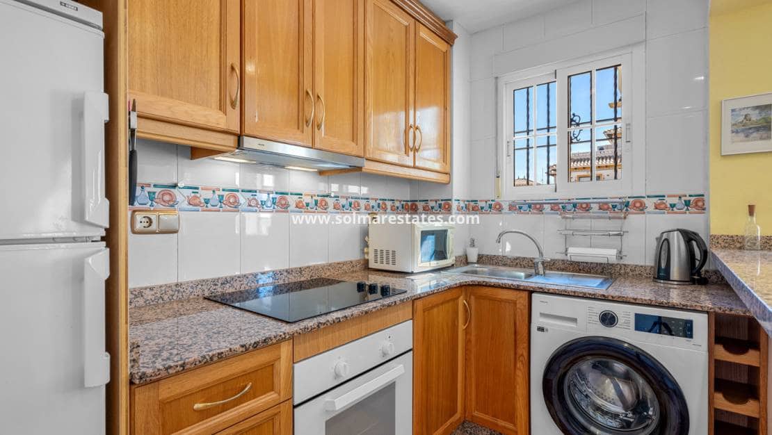2 soverom Hus til salgs i Cabo Roig med svømmebasseng - € 219 000 (Ref: 9866047)