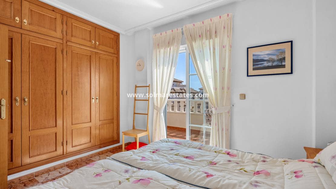 2 soverom Hus til salgs i Cabo Roig med svømmebasseng - € 219 000 (Ref: 9866047)