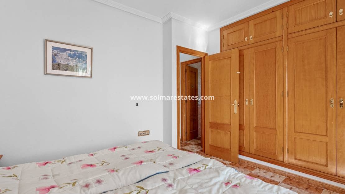 2 soverom Hus til salgs i Cabo Roig med svømmebasseng - € 219 000 (Ref: 9866047)