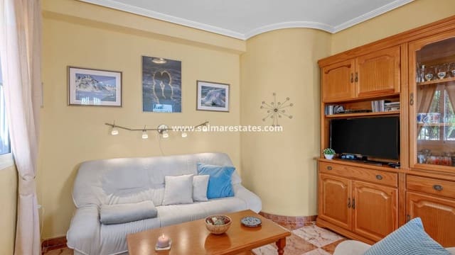 2 soverom Hus til salgs i Cabo Roig, Orihuela med svømmebasseng - € 219 000 (Ref: 9866047)