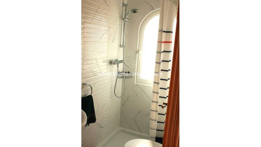 5 soveværelse Villa til salg i Playa Flamenca med swimmingpool - € 359.995 (Ref: 9867666)