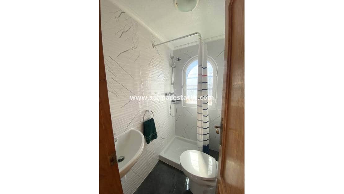 5 soveværelse Villa til salg i Playa Flamenca med swimmingpool - € 359.995 (Ref: 9867666)