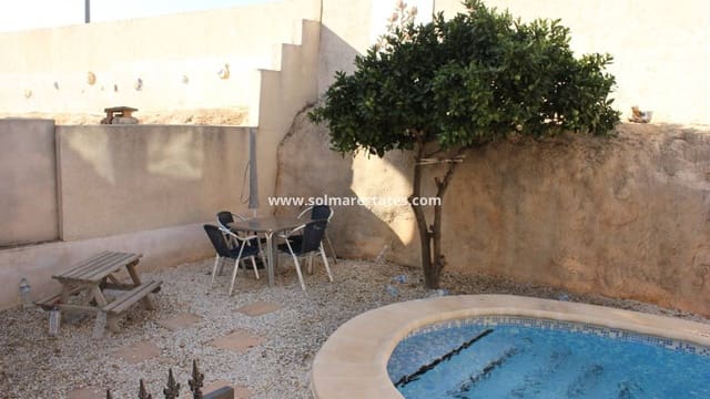 5 soveværelse Villa til salg i Playa Flamenca, Orihuela med swimmingpool - € 359.995 (Ref: 9867666)