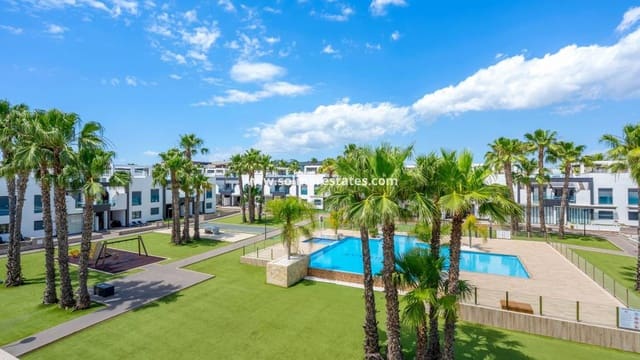 2 soverom Leilighet til salgs i La Zenia, Orihuela med svømmebasseng - € 339 000 (Ref: 9867667)
