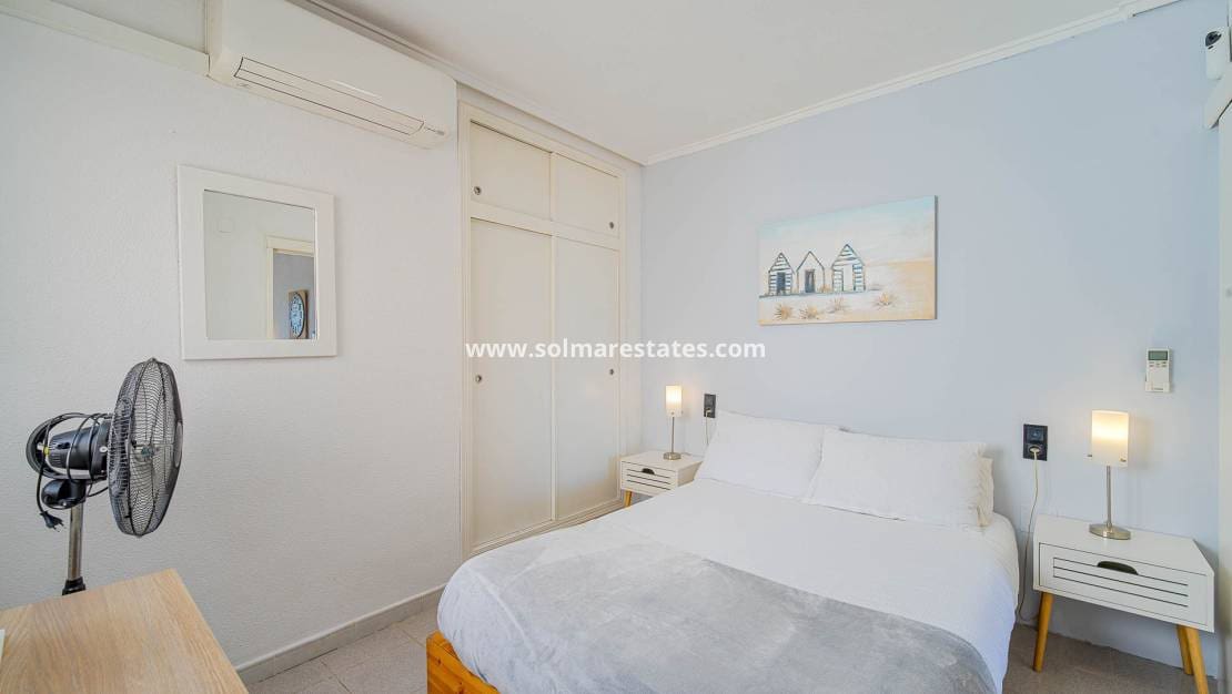 1 bedroom Apartment for sale in Punta Prima with pool - € 135,000 (Ref: 9867668)