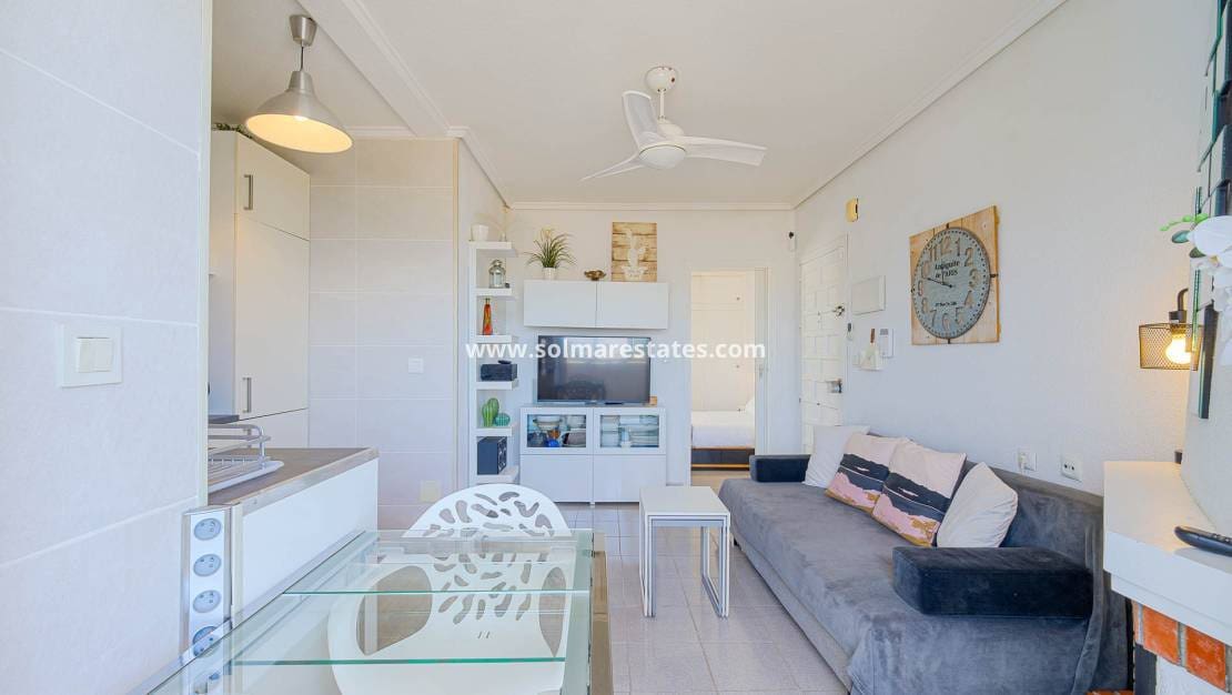 1 bedroom Apartment for sale in Punta Prima with pool - € 135,000 (Ref: 9867668)