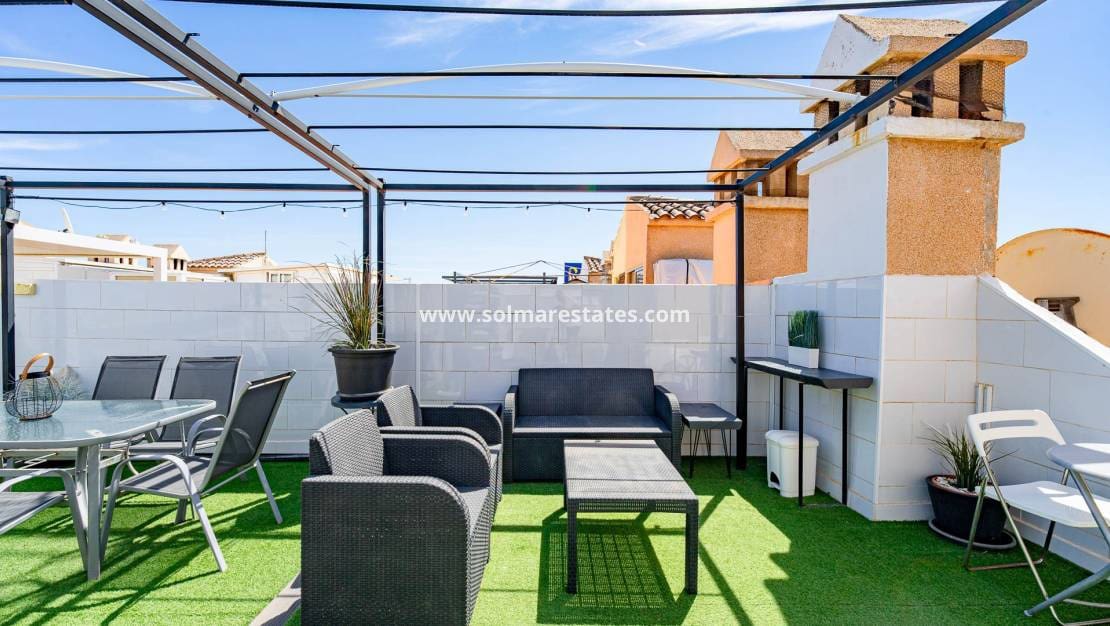 1 bedroom Apartment for sale in Punta Prima with pool - € 135,000 (Ref: 9867668)