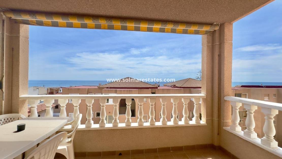 2 soverom Leilighet til salgs i Cabo Cervera med svømmebasseng - € 199 000 (Ref: 9867671)