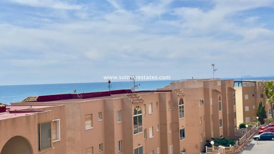 2 soverom Leilighet til salgs i Cabo Cervera med svømmebasseng - € 199 000 (Ref: 9867671)