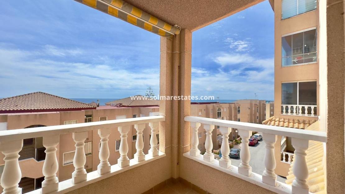 2 soverom Leilighet til salgs i Cabo Cervera med svømmebasseng - € 199 000 (Ref: 9867671)