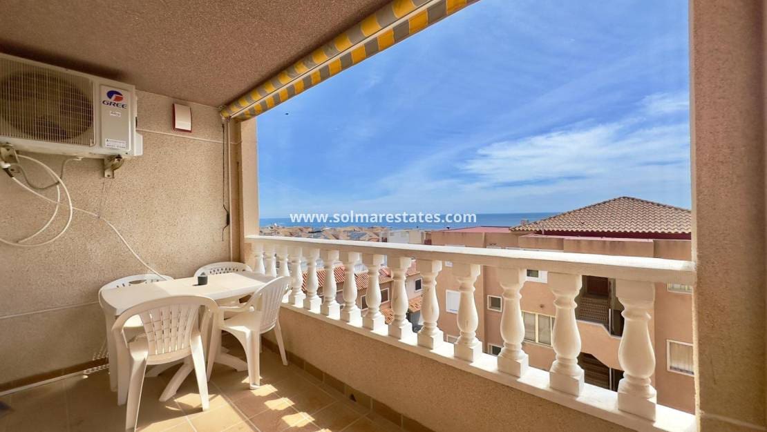 2 soverom Leilighet til salgs i Cabo Cervera med svømmebasseng - € 199 000 (Ref: 9867671)