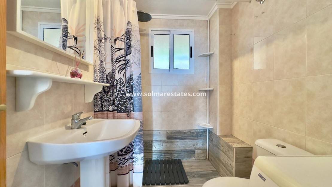 2 soverom Leilighet til salgs i Cabo Cervera med svømmebasseng - € 199 000 (Ref: 9867671)