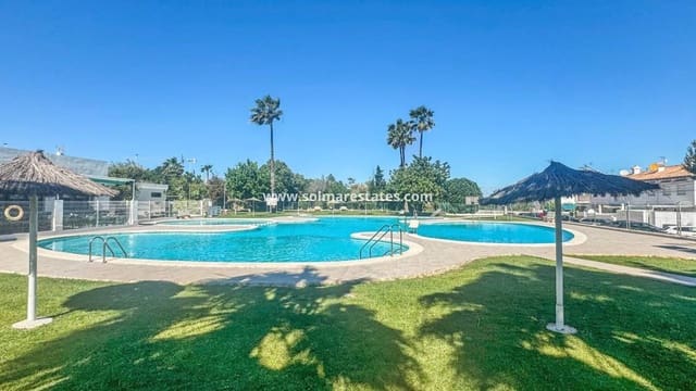 1 soverom Leilighet til salgs i Los Balcones med svømmebasseng - € 128 000 (Ref: 9867672)