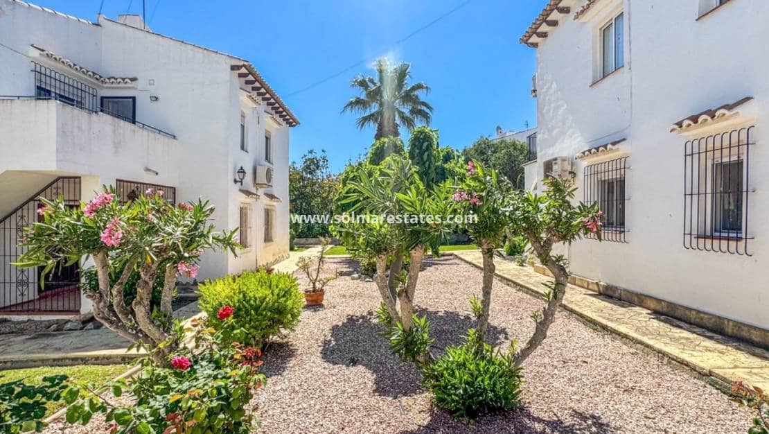 1 soverom Leilighet til salgs i Los Balcones med svømmebasseng - € 128 000 (Ref: 9867672)