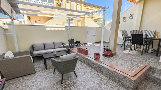 2 soveværelse Lejlighed til salg i Playa Flamenca, Orihuela med swimmingpool - € 176.900 (Ref: 9867673)