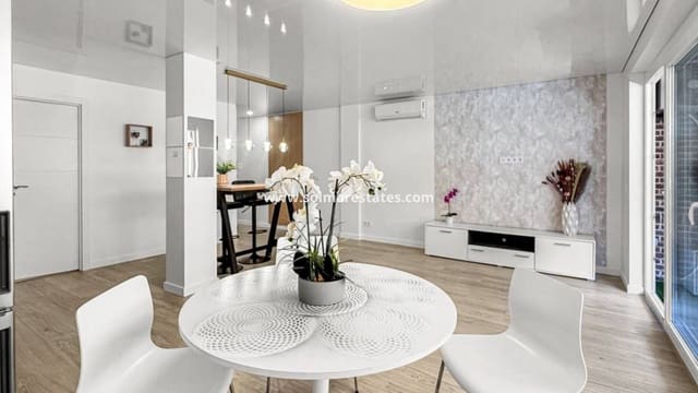 Apartamento de 3 habitaciones en Playa del Acequión, Torrevieja en venta - 244.000 € (Ref: 9867674)
