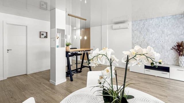 Apartamento de 3 habitaciones en Playa del Acequión, Torrevieja en venta - 244.000 € (Ref: 9867674)