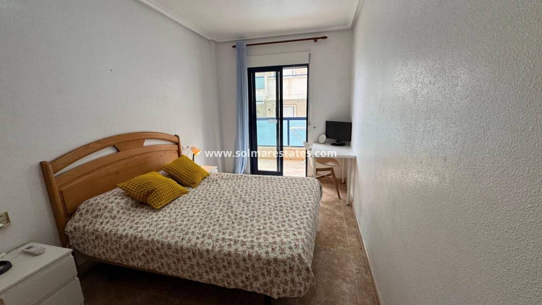 2 chambre Appartement à vendre à Cabo Roig avec piscine - 185 000 € (Ref: 9867675)