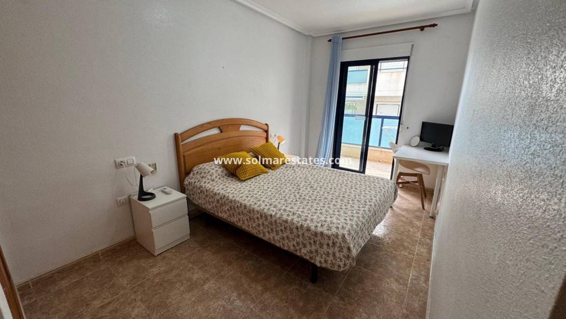 2 chambre Appartement à vendre à Cabo Roig avec piscine - 185 000 € (Ref: 9867675)