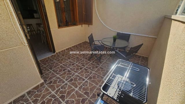 2 soveværelse Lejlighed til salg i Playa Flamenca, Orihuela med swimmingpool - € 185.000 (Ref: 9867676)