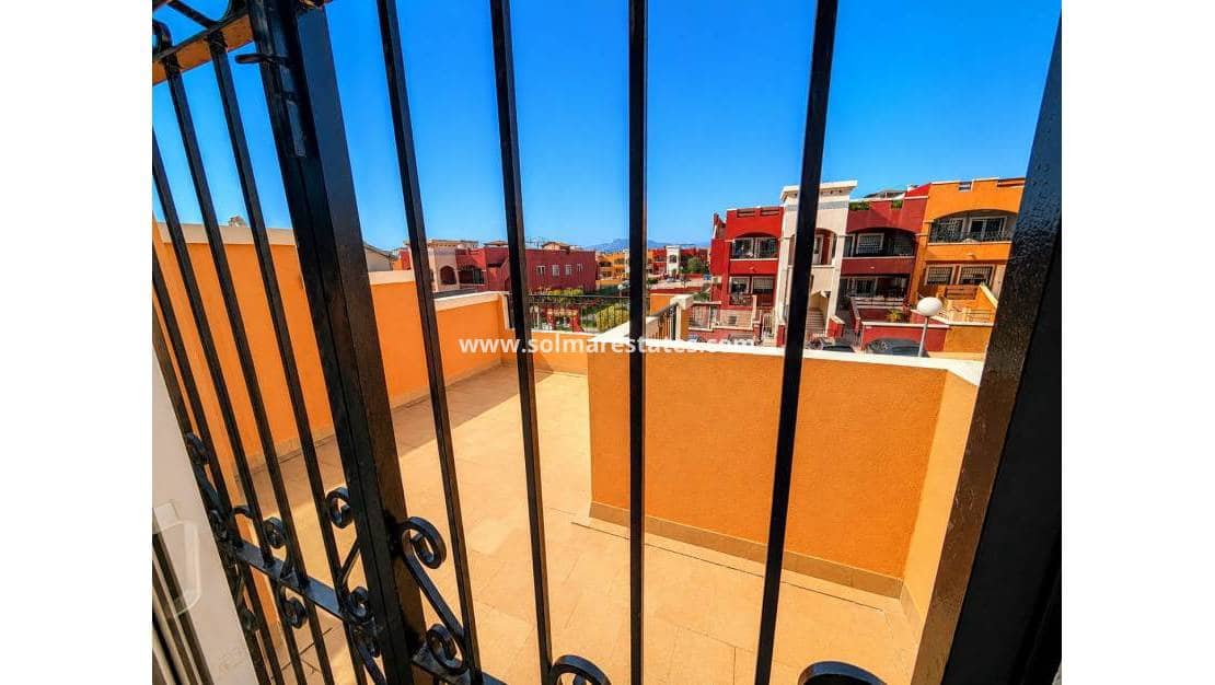 3 soveværelse Byhus til salg i Los Altos med swimmingpool - € 259.000 (Ref: 9867680)