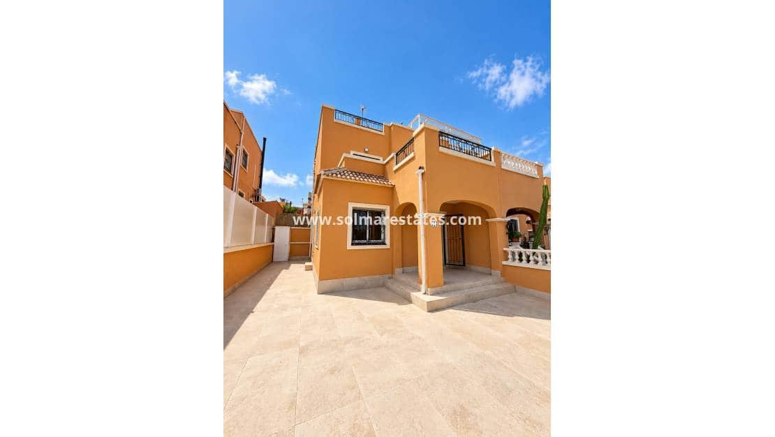 3 Zimmer Haus zu verkaufen in Los Altos mit Pool - 249.000 € (Ref: 9867680)