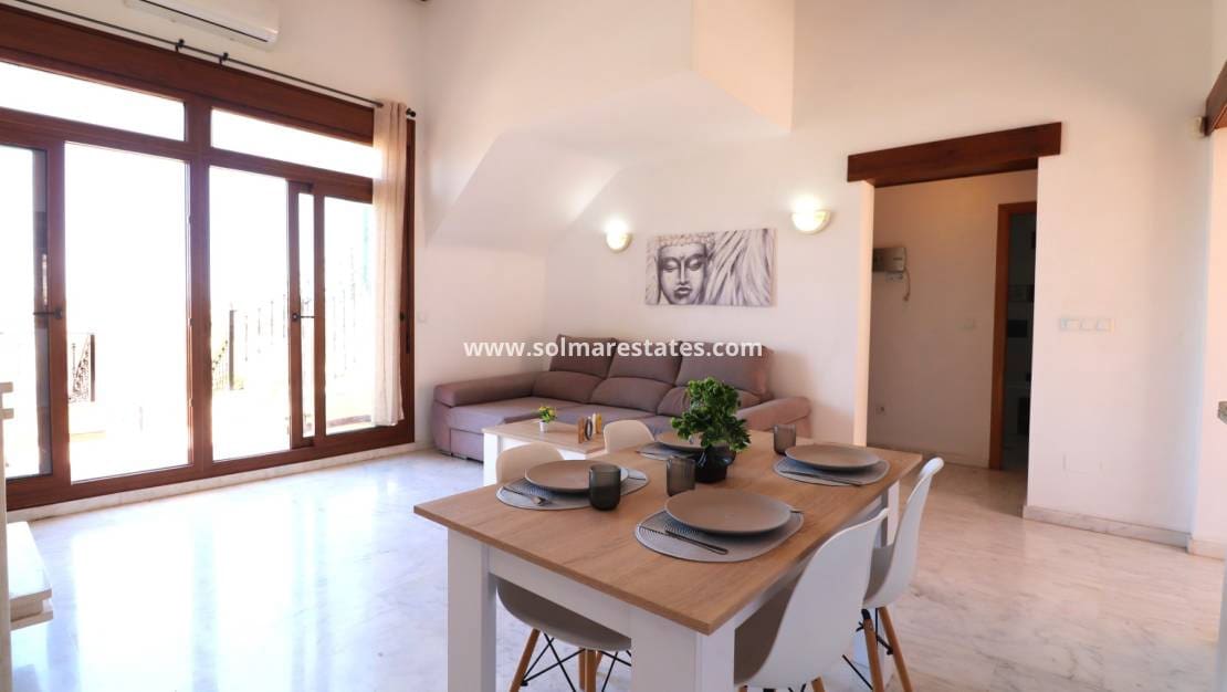 2 Zimmer Bungalow zu verkaufen in Algorfa mit Pool - 229.850 € (Ref: 9867799)