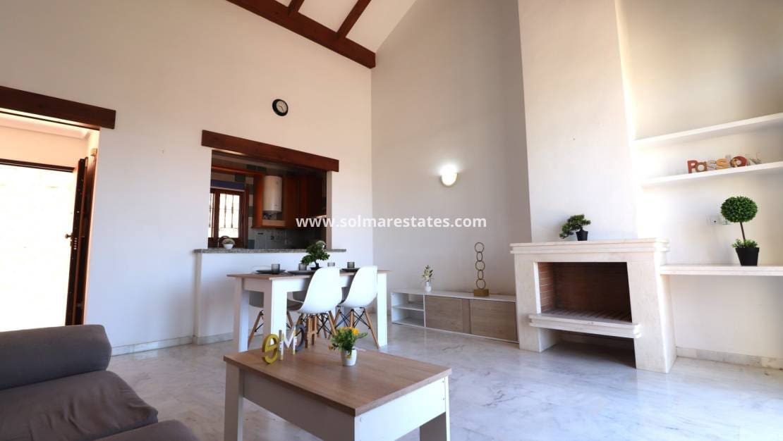 2 Zimmer Bungalow zu verkaufen in Algorfa mit Pool - 229.850 € (Ref: 9867799)