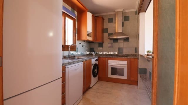 2 bedroom Bungalow for sale in Algorfa with pool - € 229,850 (Ref: 9867799)