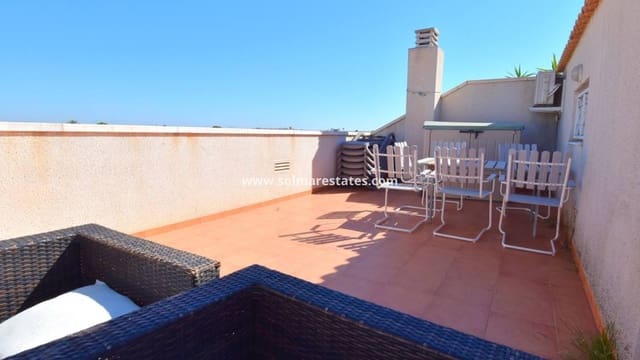 3 soveværelse Lejlighed til salg i Playa Flamenca, Orihuela med swimmingpool - € 240.000 (Ref: 9867800)