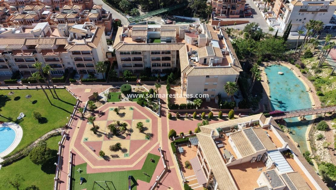 3 soveværelse Lejlighed til salg i Playa Flamenca med swimmingpool - € 240.000 (Ref: 9867800)
