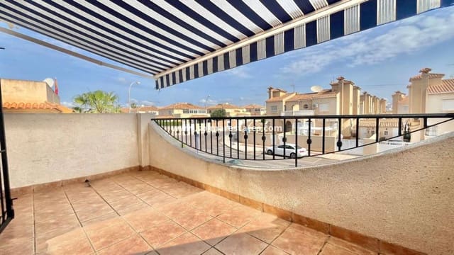 3 bedroom Semi-detached Villa for sale in Playa Flamenca, Orihuela with pool - € 229,000 (Ref: 9872101)