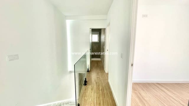 3 bedroom Townhouse for sale in Daya Vieja - € 165,900 (Ref: 9872391)