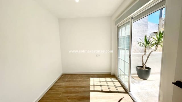 3 bedroom Townhouse for sale in Daya Vieja - € 165,900 (Ref: 9872391)