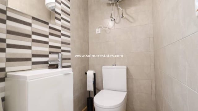 3 chambre Maison de Ville à vendre à Playa Flamenca, Orihuela avec piscine - 285 000 € (Ref: 9872394)