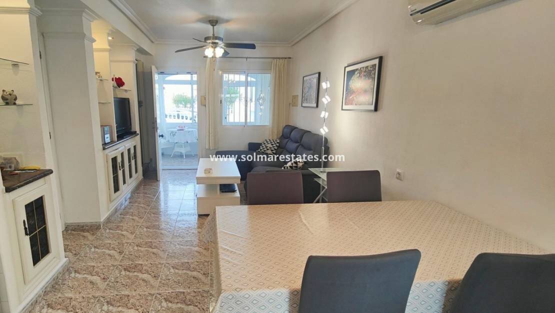 2 camera da letto Villetta Bifamiliare in vendita in Cabo Roig con piscina - 199.990 € (Rif: 9872395)