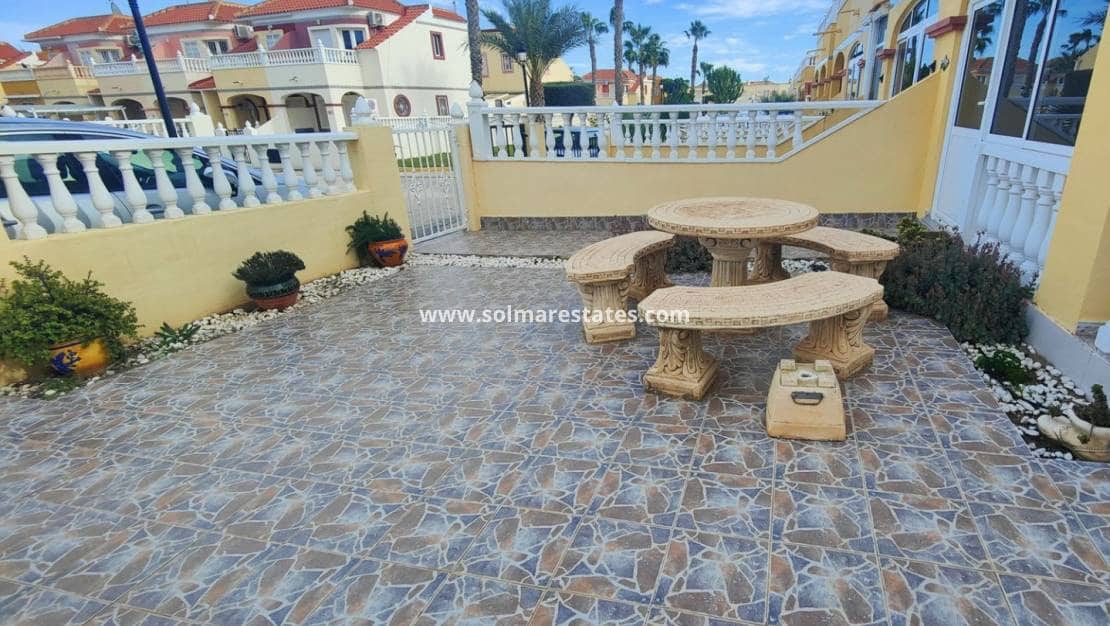2 camera da letto Villetta Bifamiliare in vendita in Cabo Roig con piscina - 199.990 € (Rif: 9872395)
