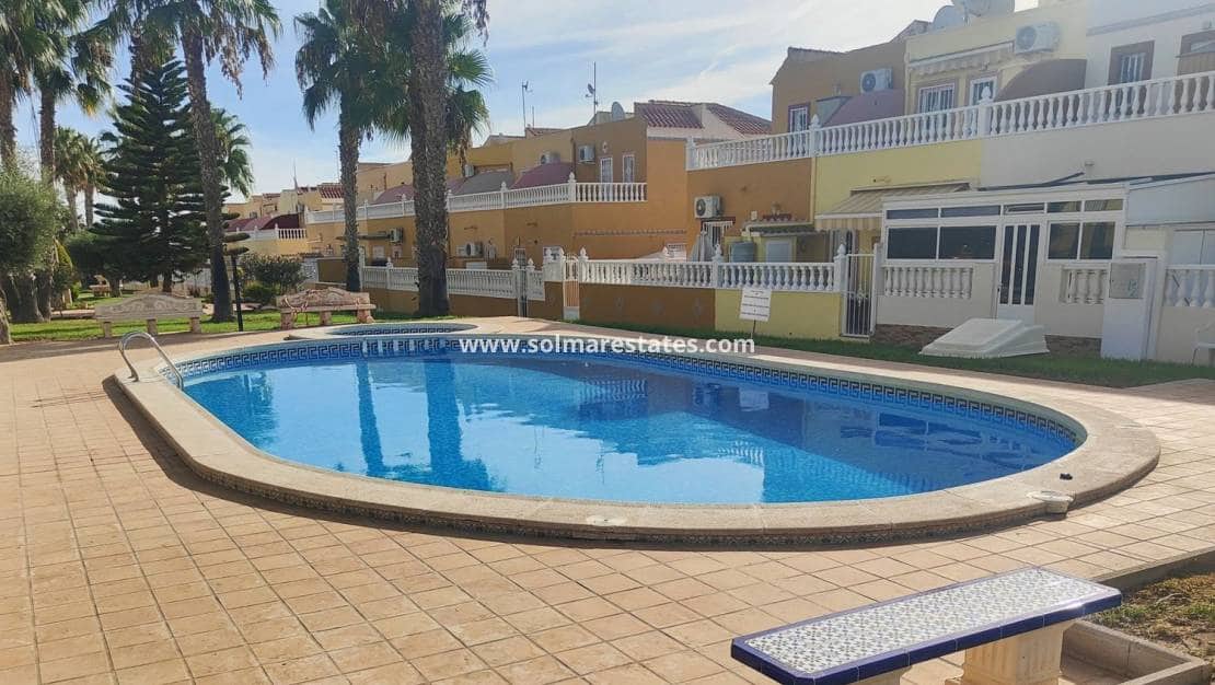 2 camera da letto Villetta Bifamiliare in vendita in Cabo Roig con piscina - 199.990 € (Rif: 9872395)