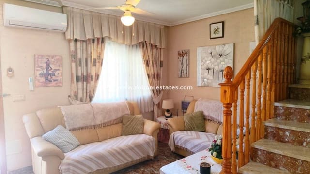 3 slaapkamer Huis te koop in La Zenia, Orihuela met zwembad - € 250.000 (Ref: 9874179)