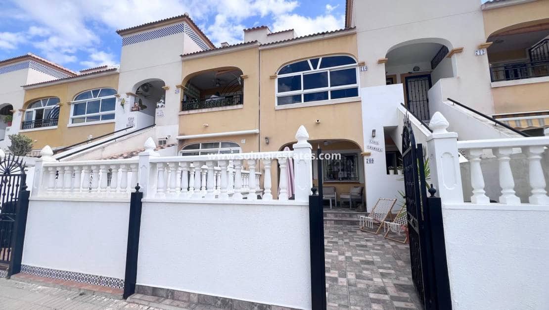 2 makuuhuone Huoneisto myytävänä paikassa Los Altos mukana uima-altaan - 169 000 € (Ref: 9876709)