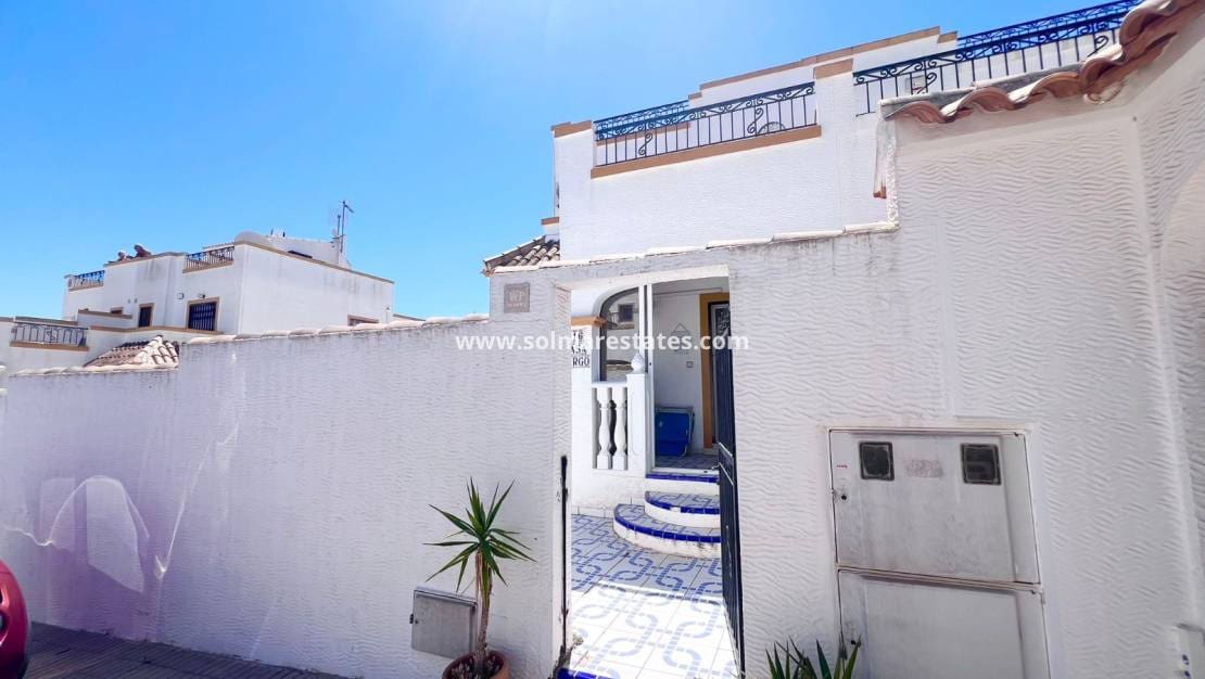3 sypialnia Dom na sprzedaż w Los Altos z basenem - 234 950 € (Ref: 9876710)