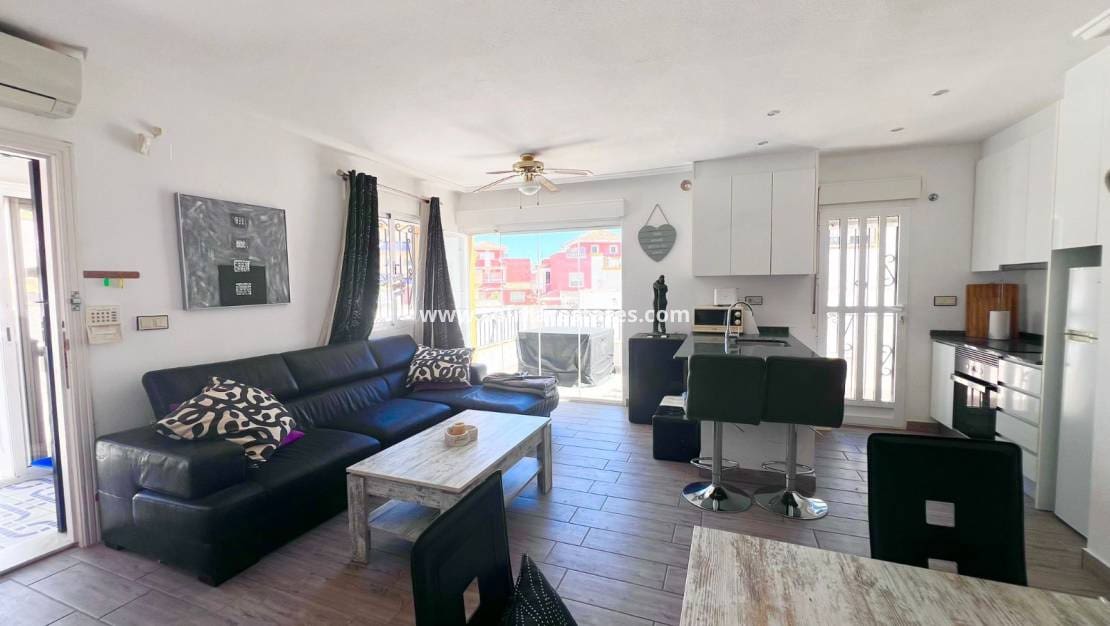 3 sypialnia Dom na sprzedaż w Los Altos z basenem - 234 950 € (Ref: 9876710)