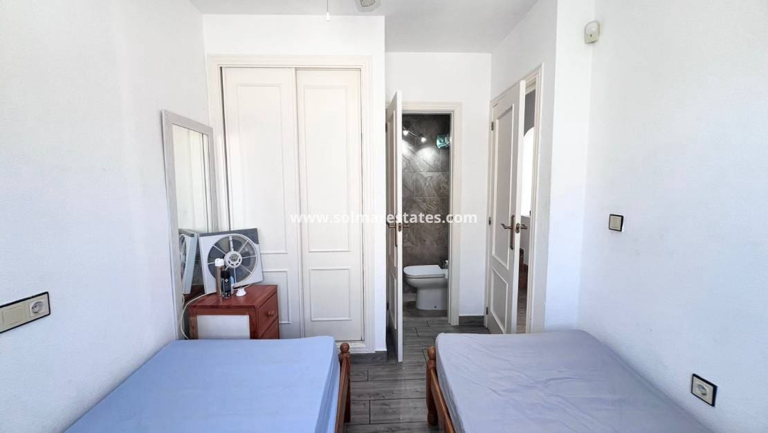 3 sypialnia Dom na sprzedaż w Los Altos z basenem - 234 950 € (Ref: 9876710)