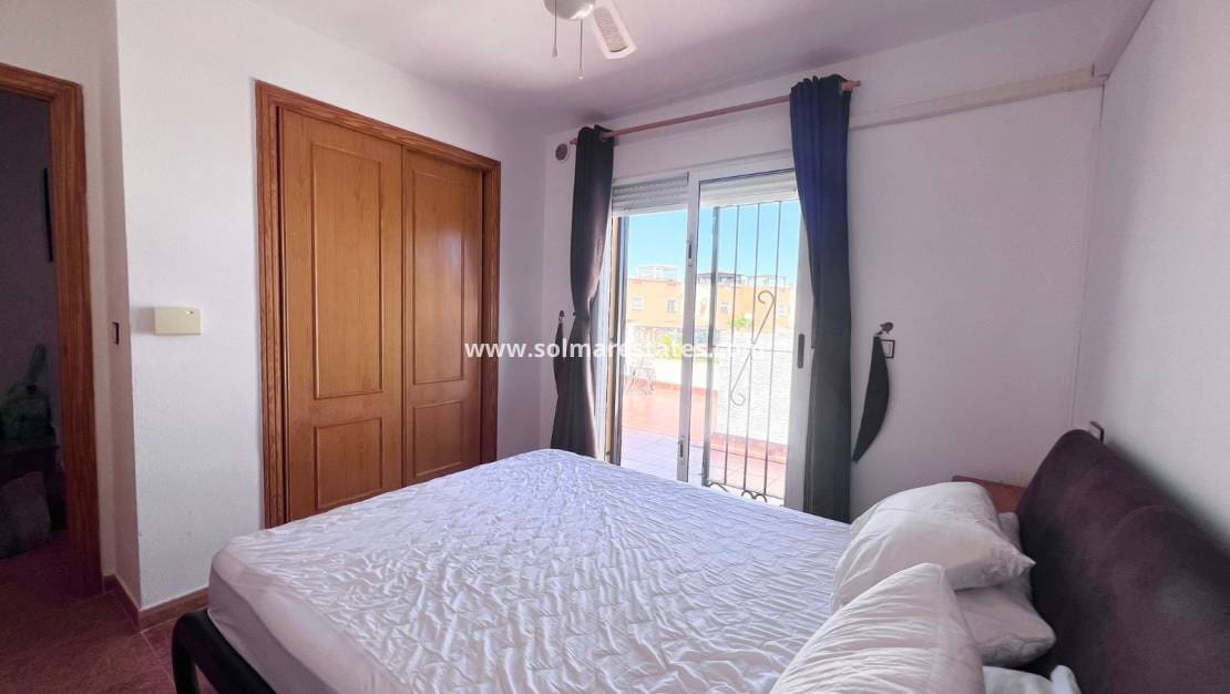 3 sypialnia Dom na sprzedaż w Los Altos z basenem - 234 950 € (Ref: 9876710)