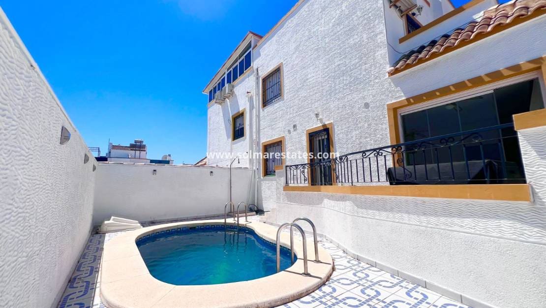 3 sypialnia Dom na sprzedaż w Los Altos z basenem - 234 950 € (Ref: 9876710)