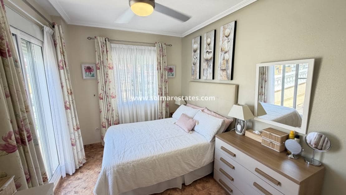 2 bedroom Semi-detached Villa for sale in La Zenia with pool - € 269,000 (Ref: 9876838)