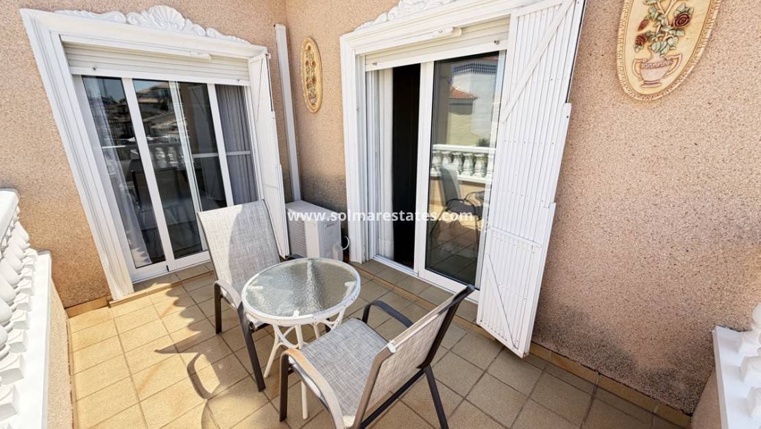 2 bedroom Semi-detached Villa for sale in La Zenia with pool - € 269,000 (Ref: 9876838)