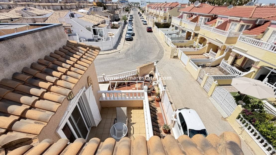 2 bedroom Semi-detached Villa for sale in La Zenia with pool - € 269,000 (Ref: 9876838)