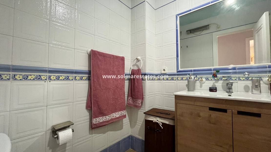 3 slaapkamer Huis te koop in Playa Flamenca met zwembad - € 259.995 (Ref: 9877441)