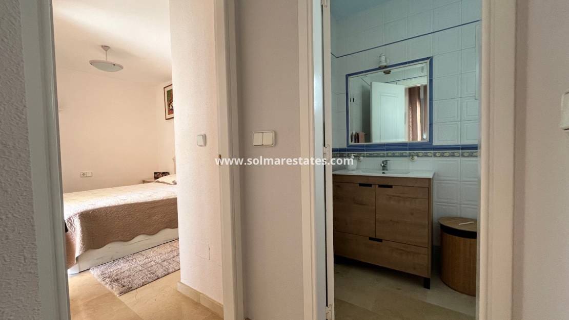 3 slaapkamer Huis te koop in Playa Flamenca met zwembad - € 259.995 (Ref: 9877441)